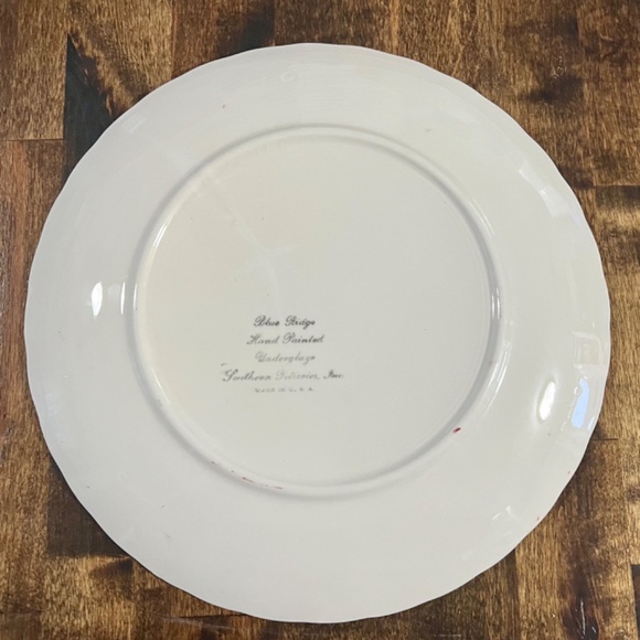 Blue Ridge Pottery ‘Cherry Cobbler’ 9.25” Dinner plate VINTAGE Hand Painted - Picture 2 of 3